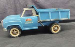 1960s TONKA Hydraulic Dump Truck Model 2480 /b